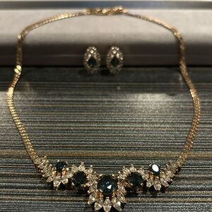 VINTAGE CUBIC ZIRCONIA AND SAPPHIRE CRYSTAL NECKLACE AND EARRINGS